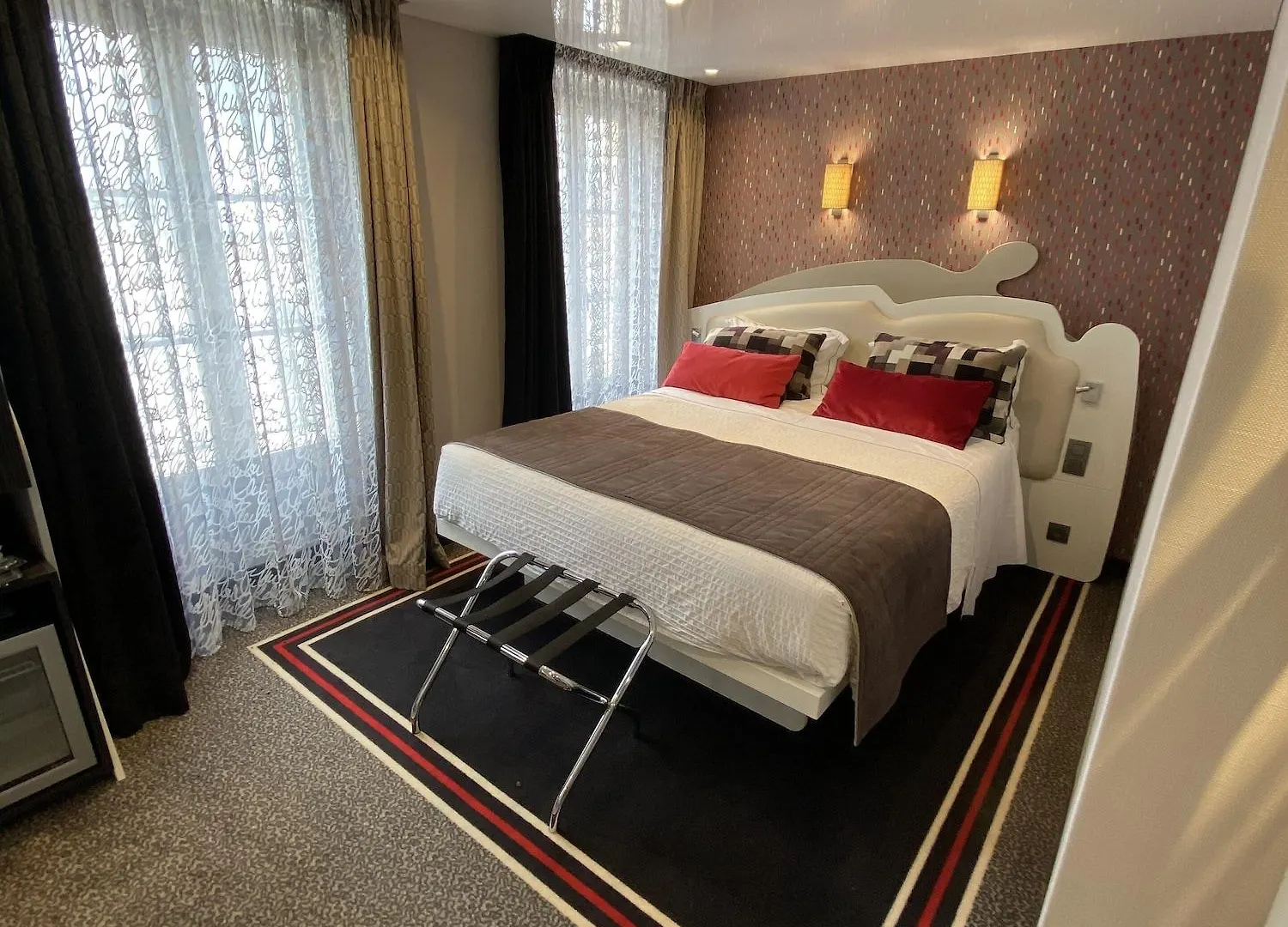 Hôtel Du Vieux Saule Paris 3*,