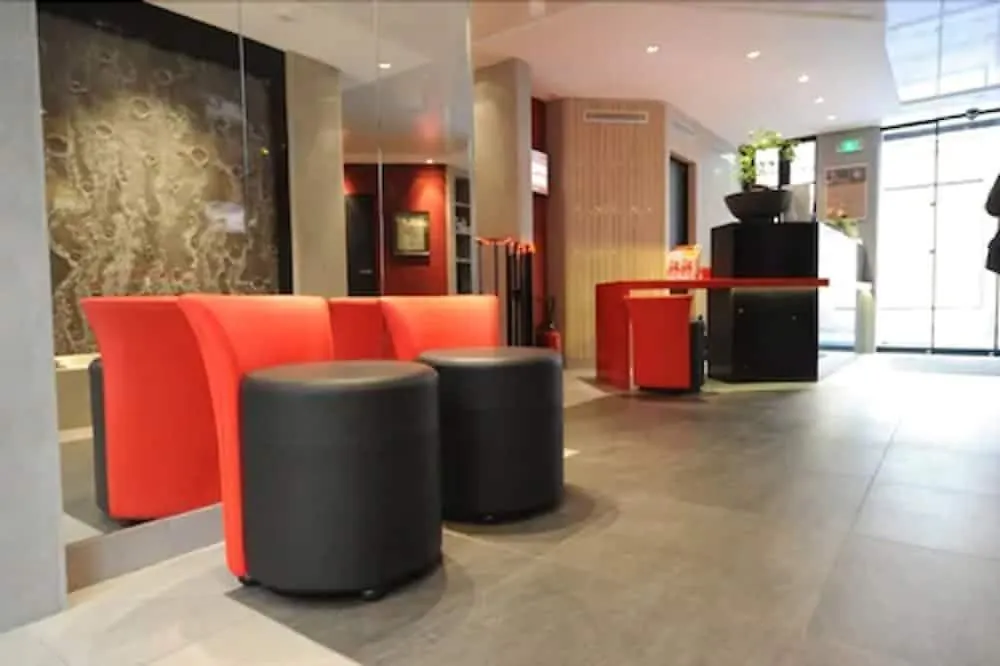 Hotel Hôtel Du Vieux Saule Paris