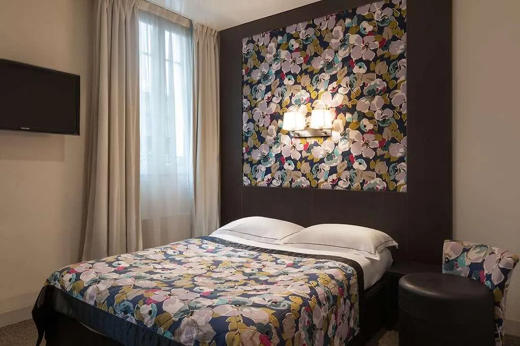 Hotel Du Vieux Saule Paris