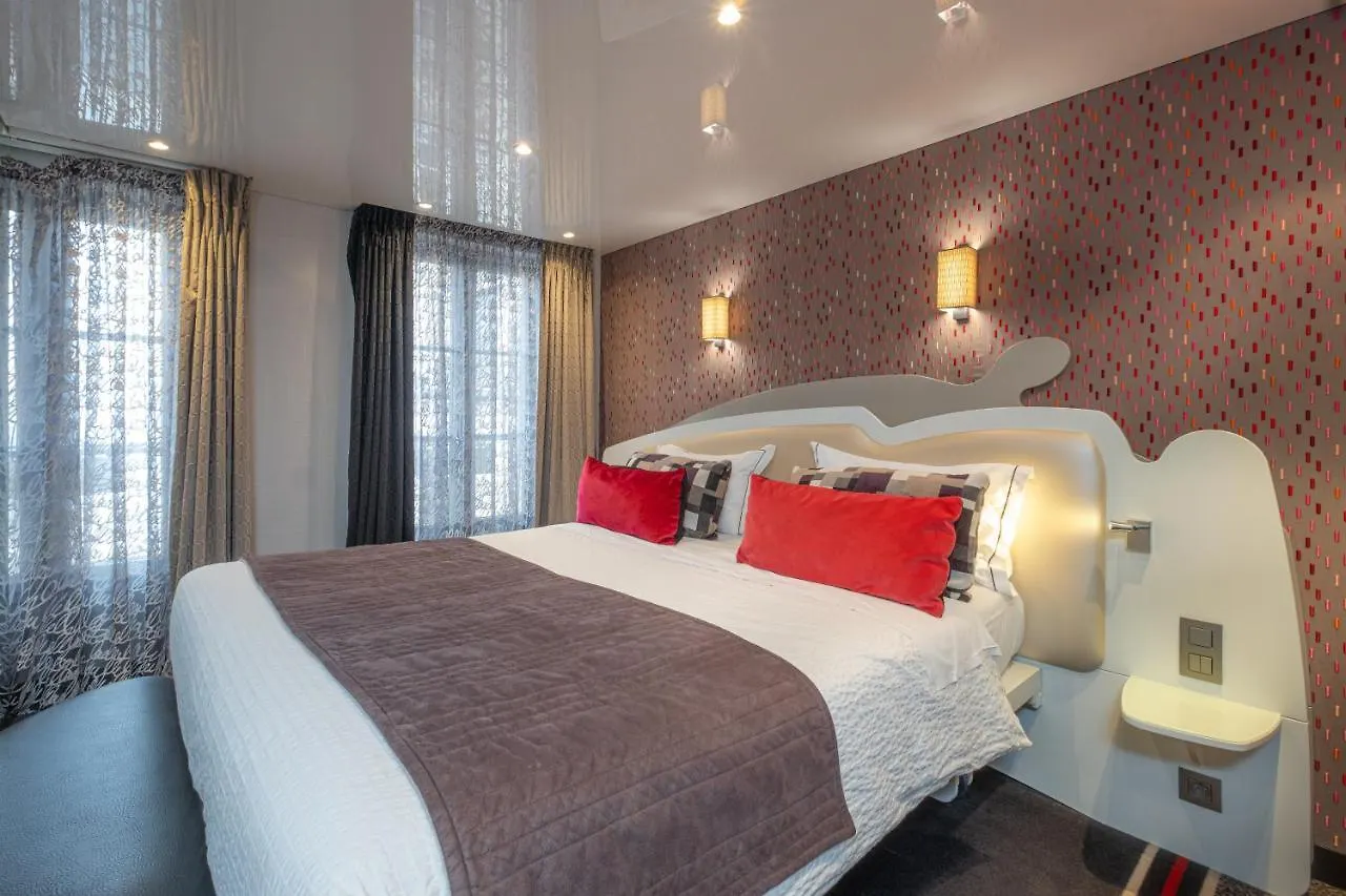 Hotel Du Vieux Saule Paris 3*,