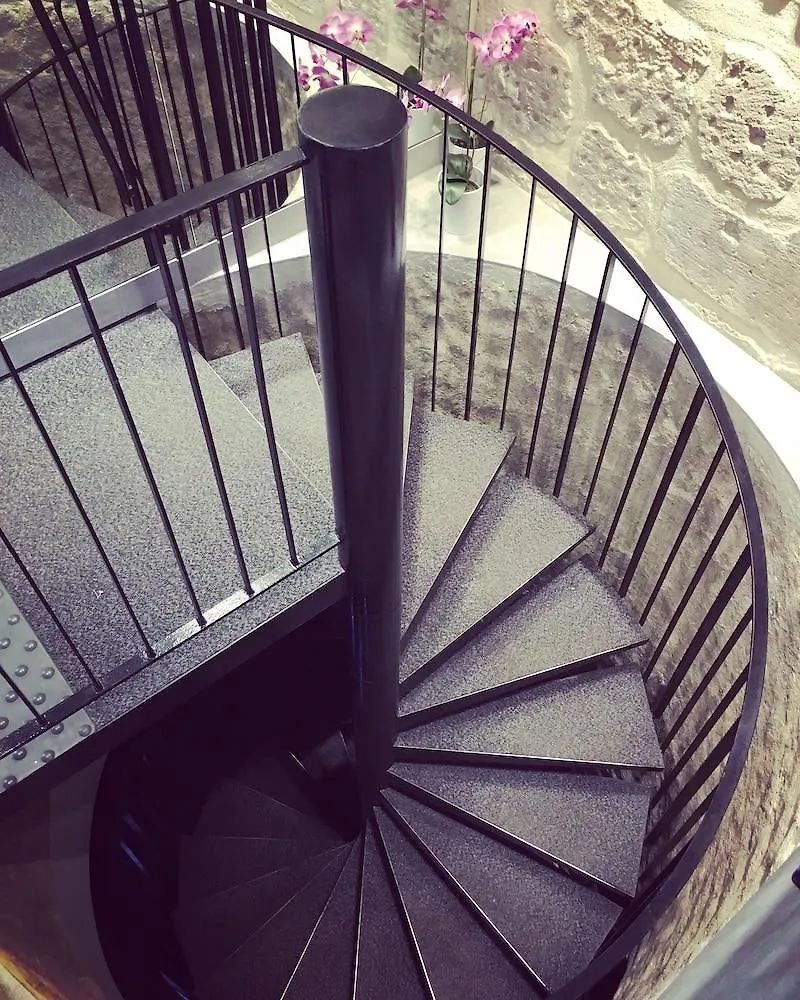 Hotel Du Vieux Saule Paris